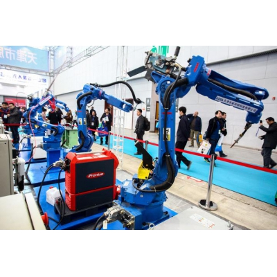 國產工業機器人的發展的基本問題？