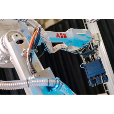 ABB推出全新AI賦能機器人揀選解決方案