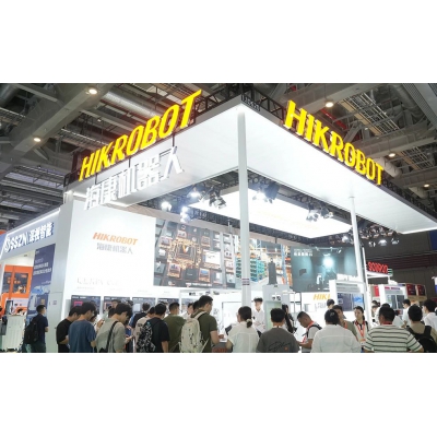 海康機器人攜“眼腳手”創新方案亮相SNEC光伏展